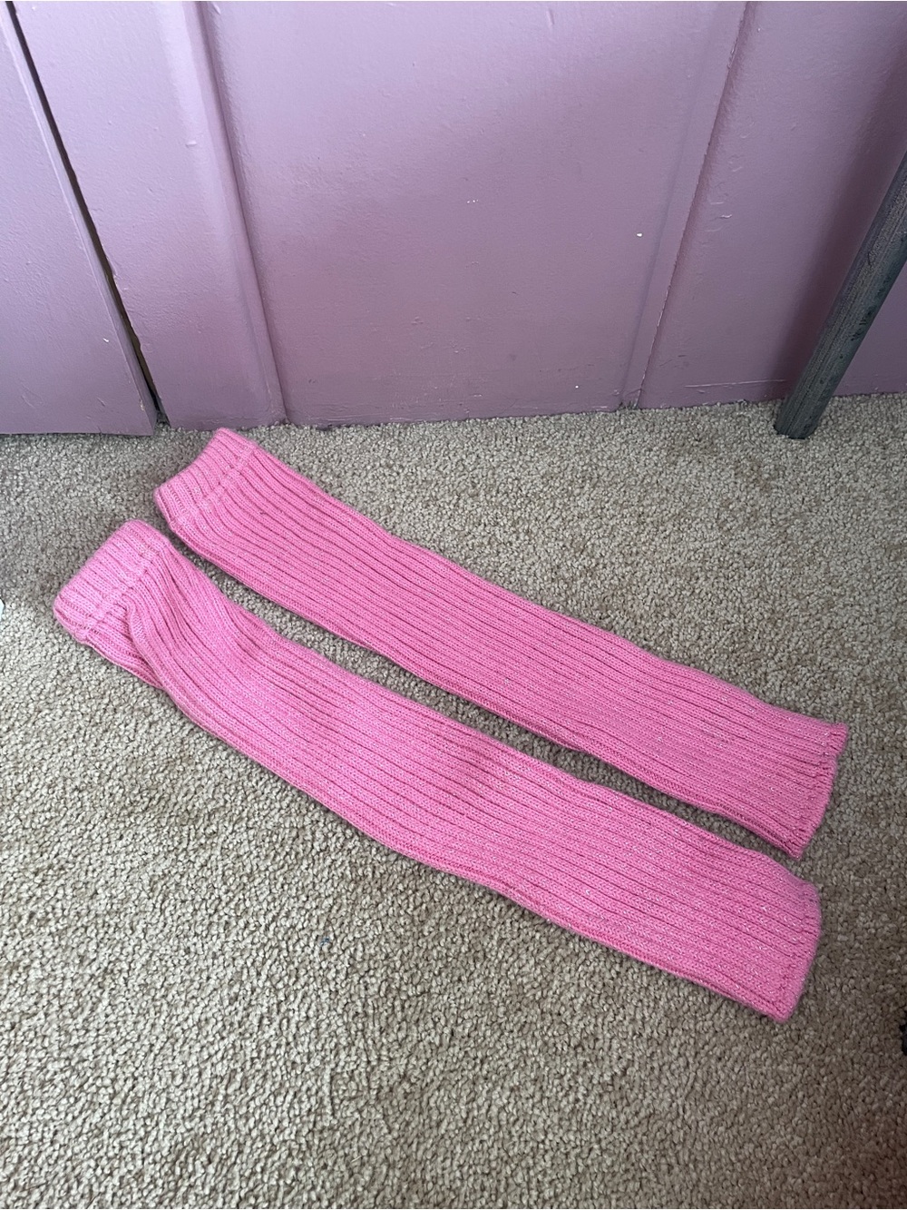 Sparkly pink leg warmers!